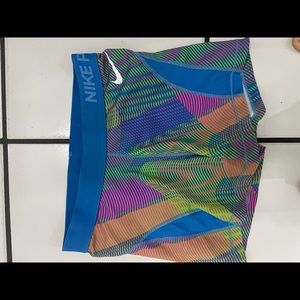 Nike pro shorts medium